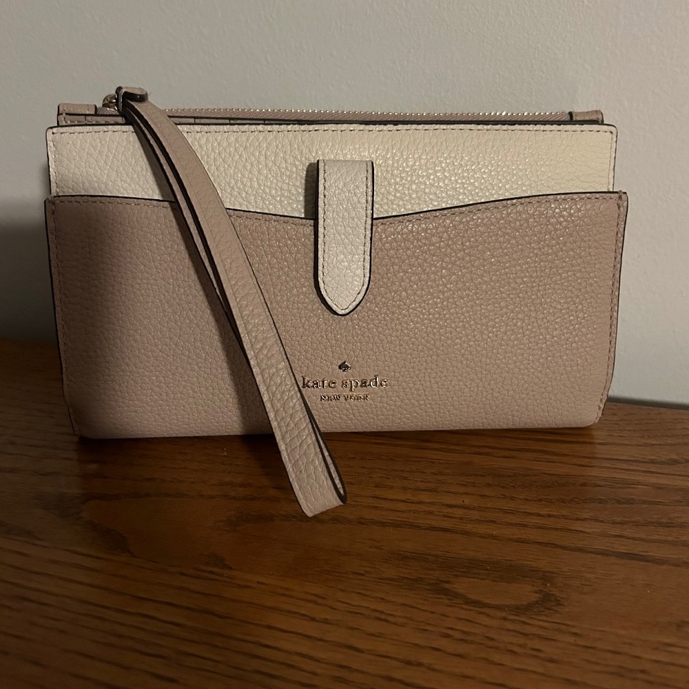Kate Spade Wristlet